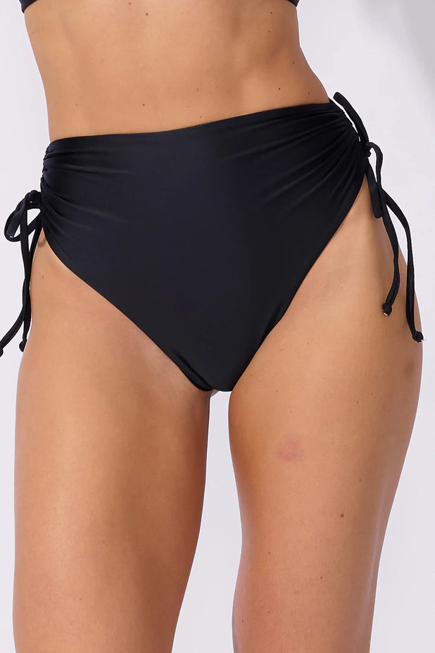 Calcinha Biquíni Hot Pants Franzida na Lateral Preta