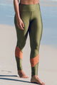 Legging com Recorte Verde Major