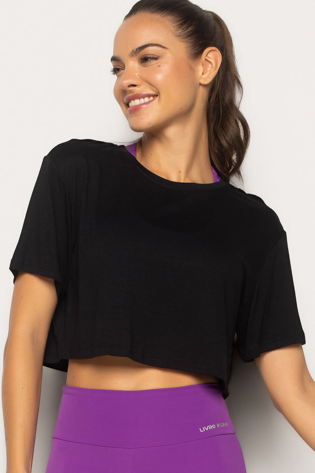 Cropped T-shirt Preto